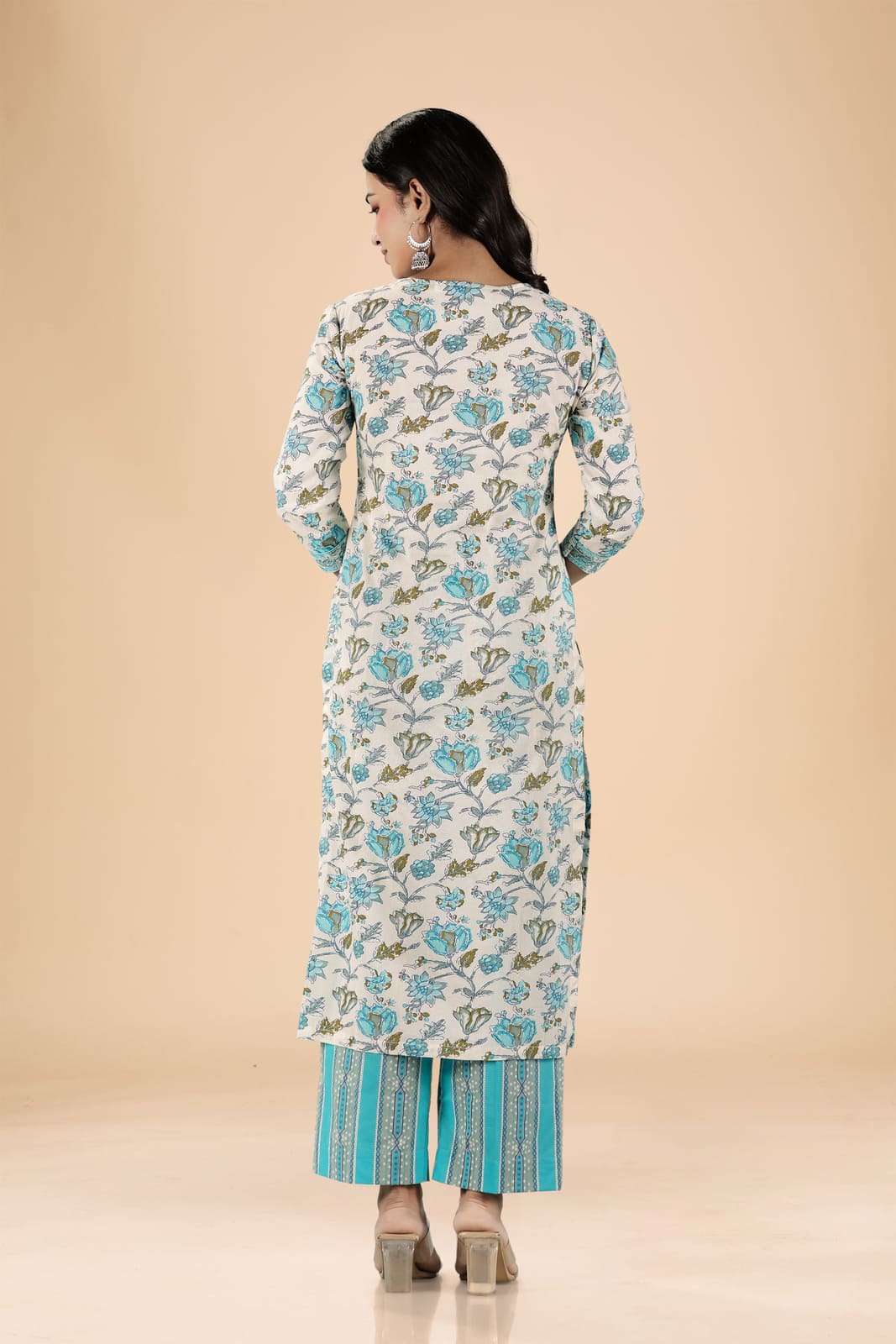 White Blue Floral Embroidered Kurta Set